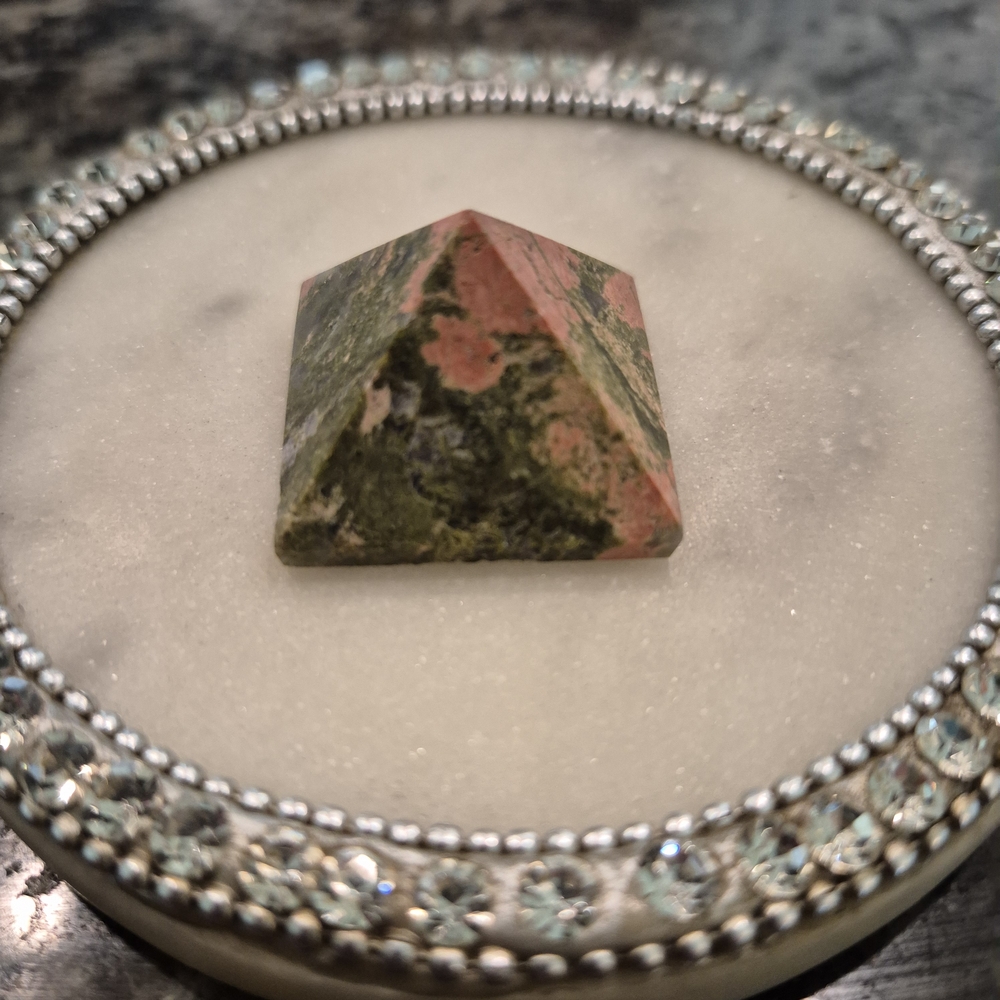 Unakite Crystal Polished Stone Pyramid Sm #1 New - Picture 7 of 9